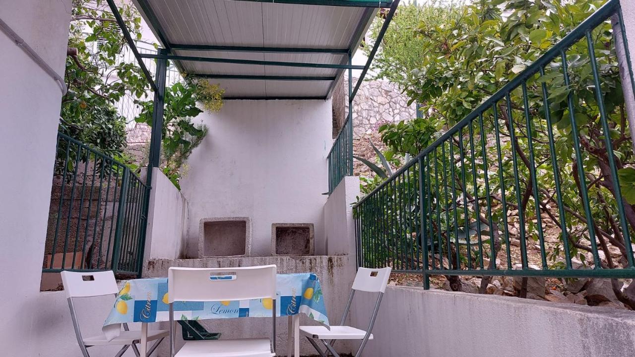 Apartments Ivica - Beachfront Drvenik  Extérieur photo